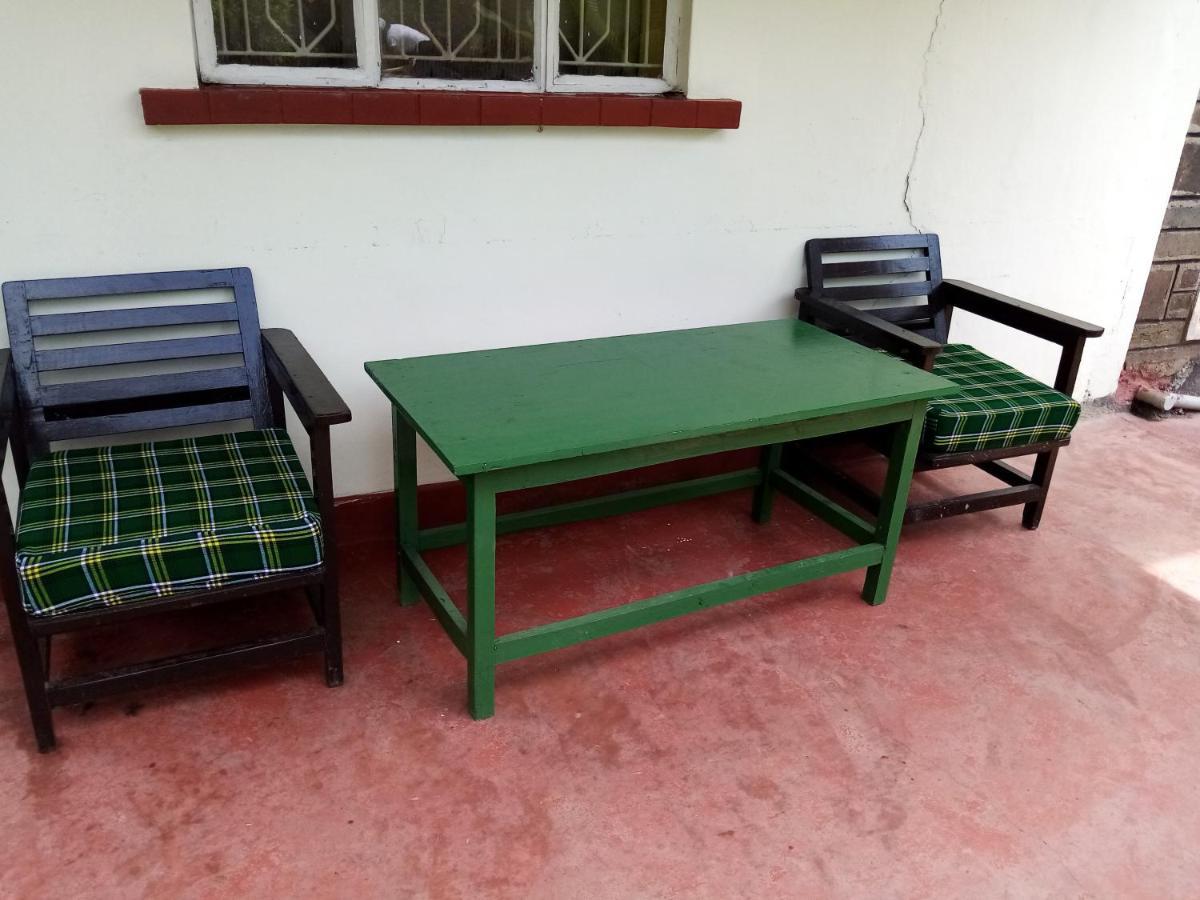 Homebase Gardens Nakuru Exteriör bild