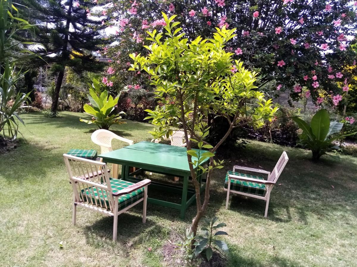 Homebase Gardens Nakuru Exteriör bild
