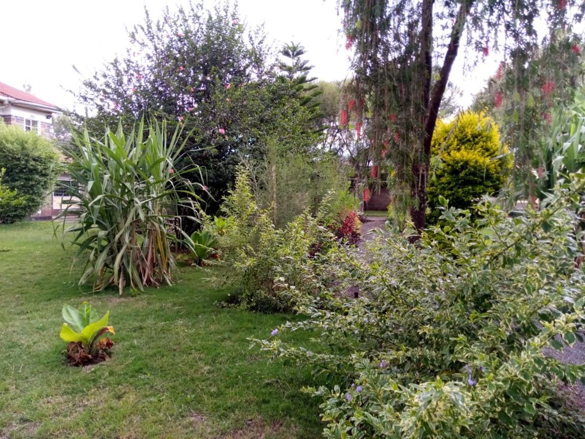 Homebase Gardens Nakuru Exteriör bild